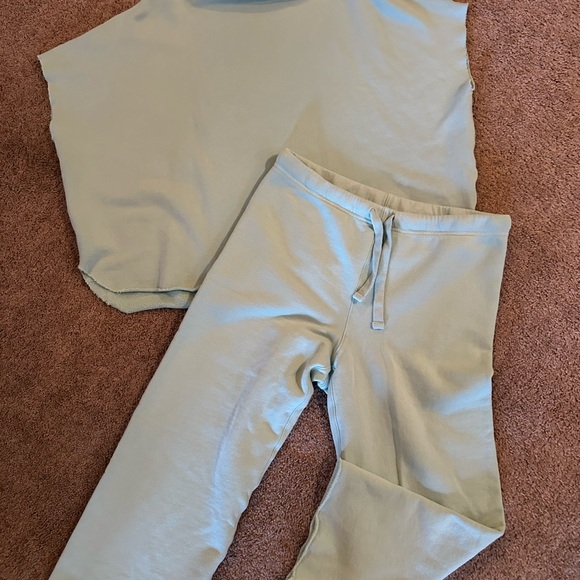 Frank and Eileen Sweat set. Sea foam color. Size Large. - Picture 2 of 10